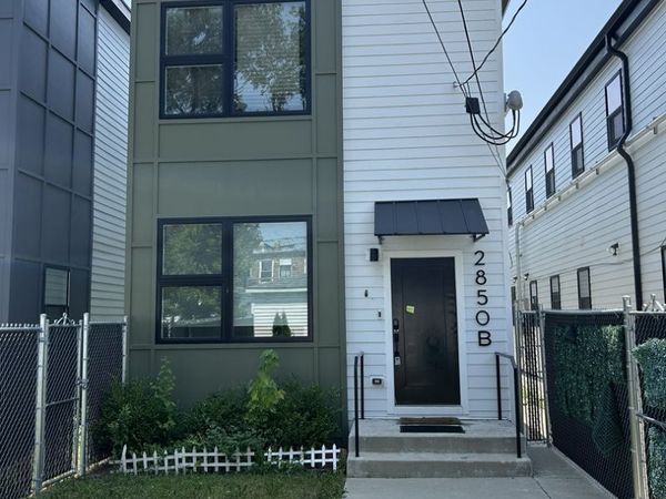 2850 W Harrison Street , Unit B, Chicago, IL 60612