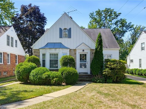 15717 Munn Road , Cleveland, OH 44111