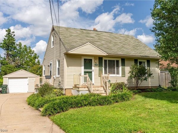 2909 33rd Street NE, Canton, OH 44705