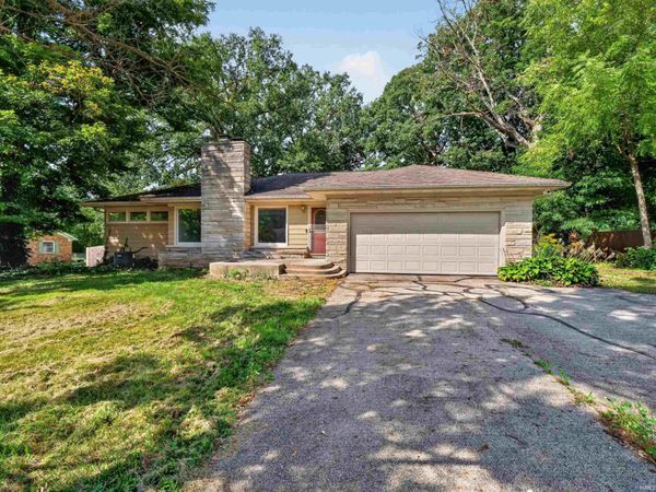 3416 Sun Valley Drive, Fort Wayne, IN 46804