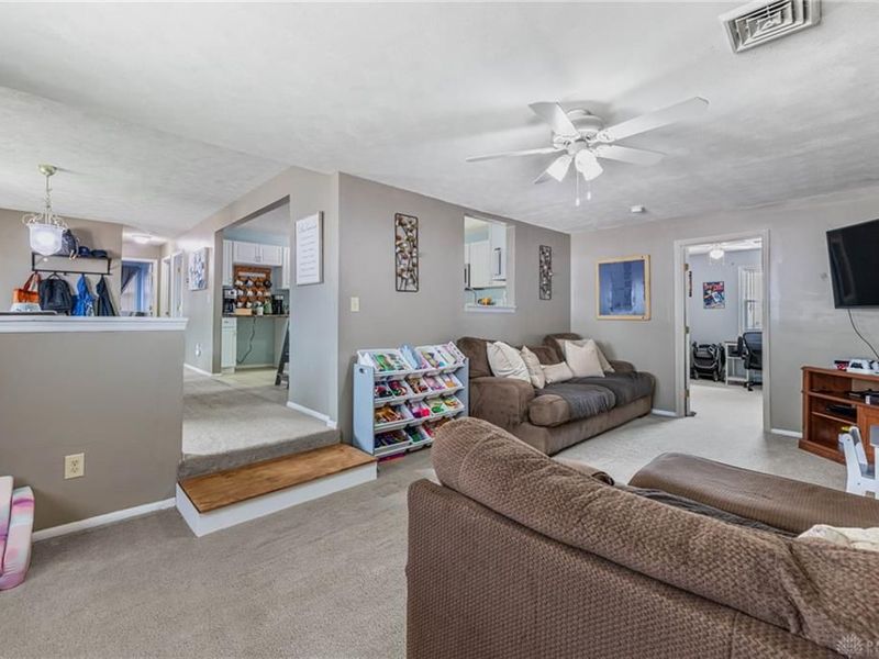 238 Fitchland Drive, Fairborn, OH 45324 Photo 10