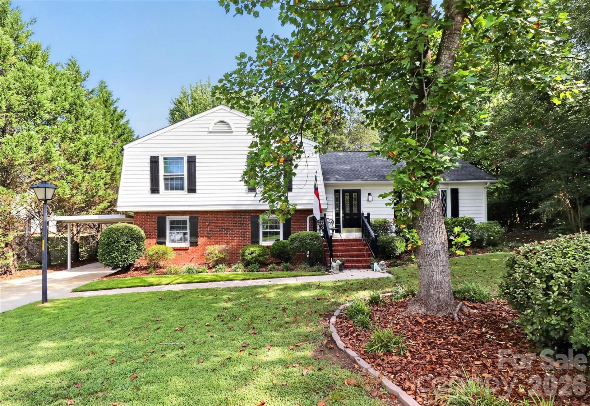 10743 Osprey Drive, Charlotte, NC 28226 Main Photo