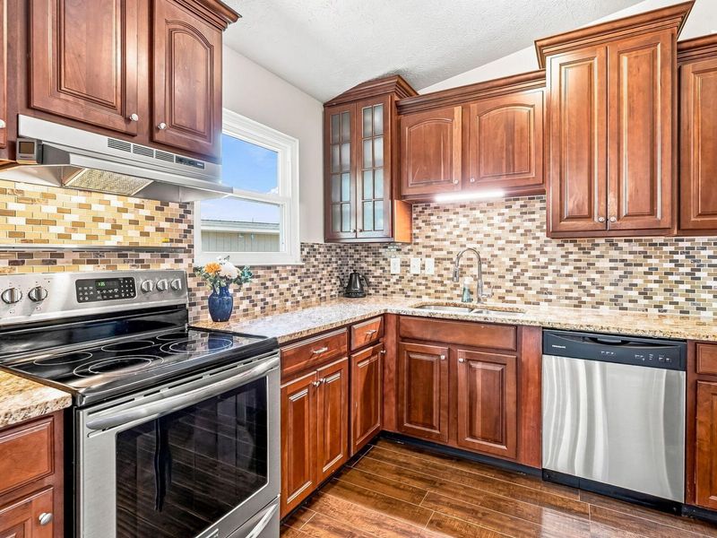 8819 Greenburg Drive, Powell, OH 43065 Photo 5