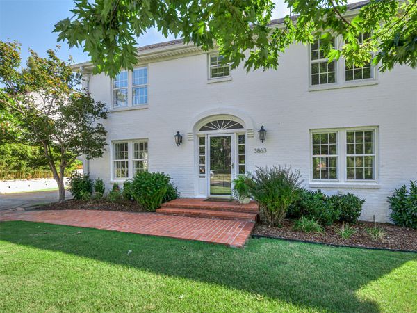3863 S Utica Avenue , Tulsa, OK 74105