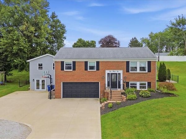 131 Essex Circle, Lexington, OH 44904