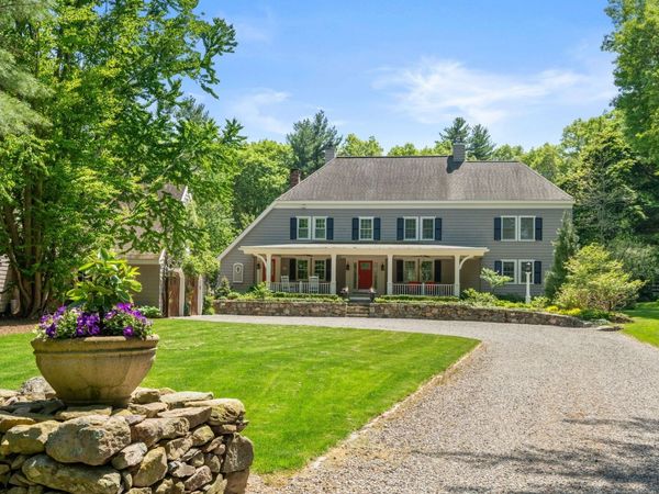 168 Centre St, Dover, MA 02030