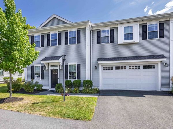 4 Sterling Circle, Unit 4, Medway, MA 02053