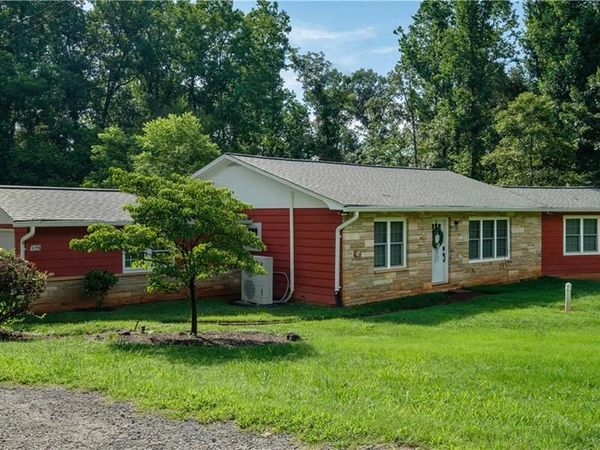 629 Oakland Drive, Elkin, NC 28621