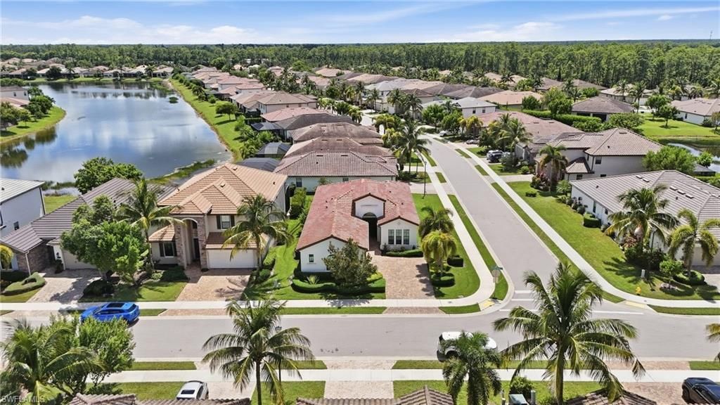 9201 Woodhurst Dr, Naples, FL 34120 Photo