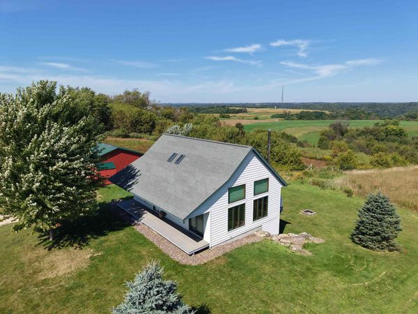 E10246 Yttri Road, Readstown, WI 54652