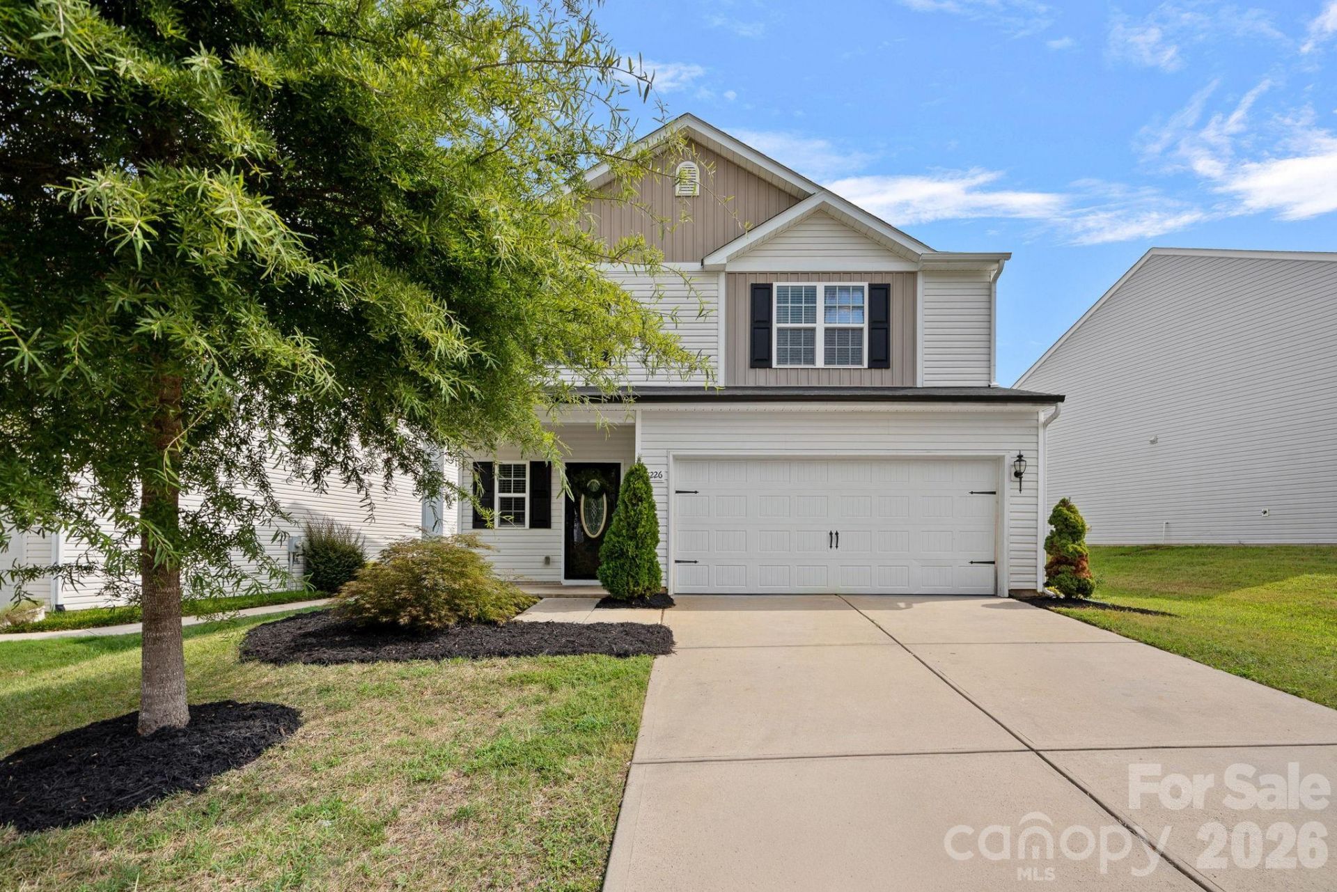 8226 Paw Valley Lane, Charlotte, NC 28214 Main Photo