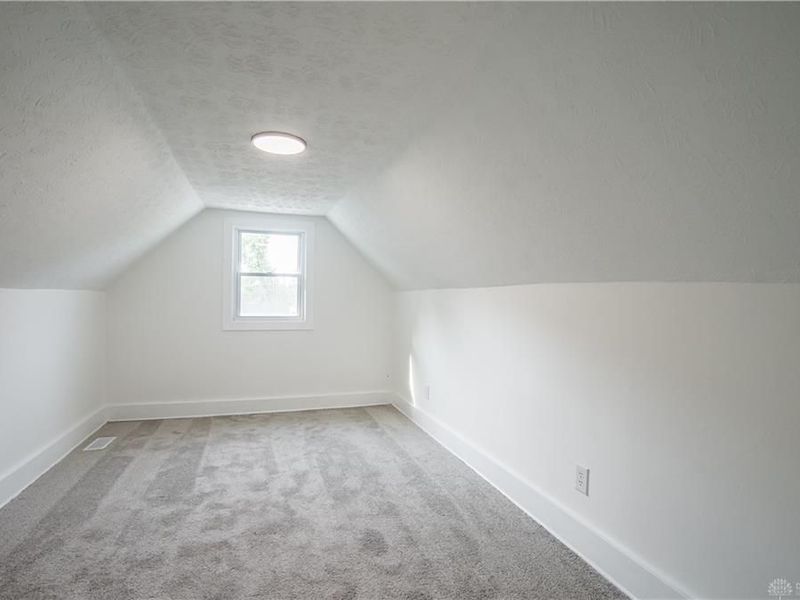 142 W James Street, Bradford, OH 45308 Photo 18