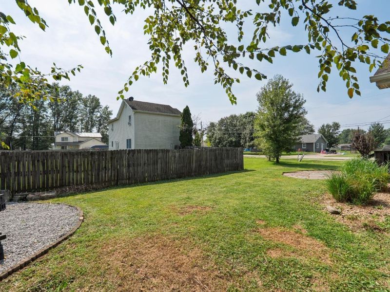 102 Boulder Drive, Sterling Township, OH 45154 Photo 21
