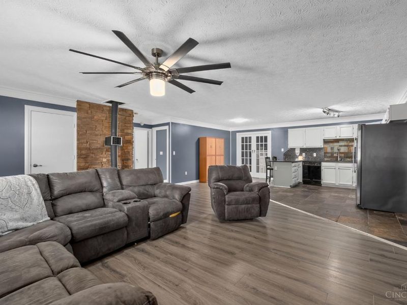 102 Boulder Drive, Sterling Township, OH 45154 Photo 5