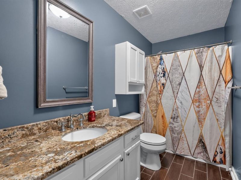 102 Boulder Drive, Sterling Township, OH 45154 Photo 8