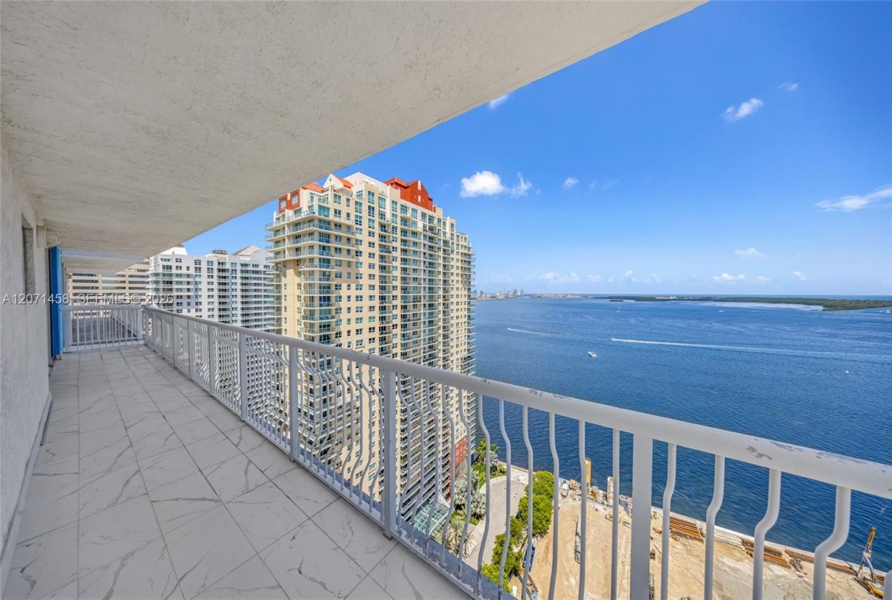1200 Brickell Bay Dr, Unit 3001, Miami, FL 33131 Photo