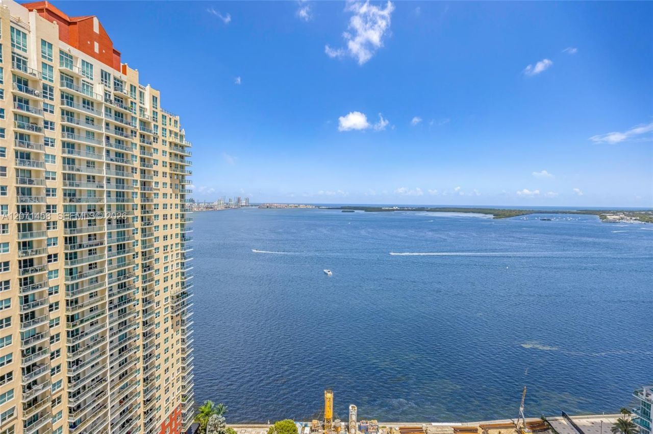 1200 Brickell Bay Dr, Unit 3001, Miami, FL 33131 Photo