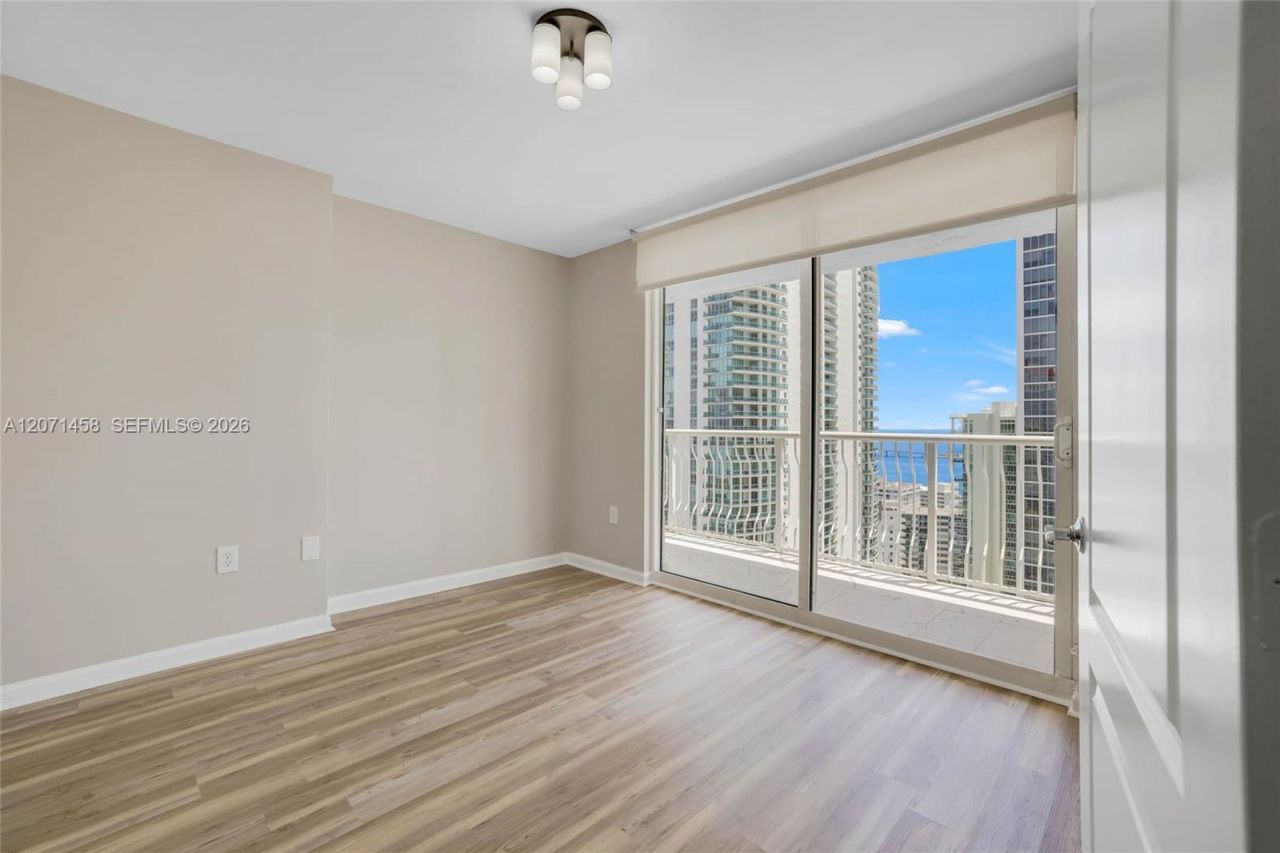 1200 Brickell Bay Dr, Unit 3001, Miami, FL 33131 Photo