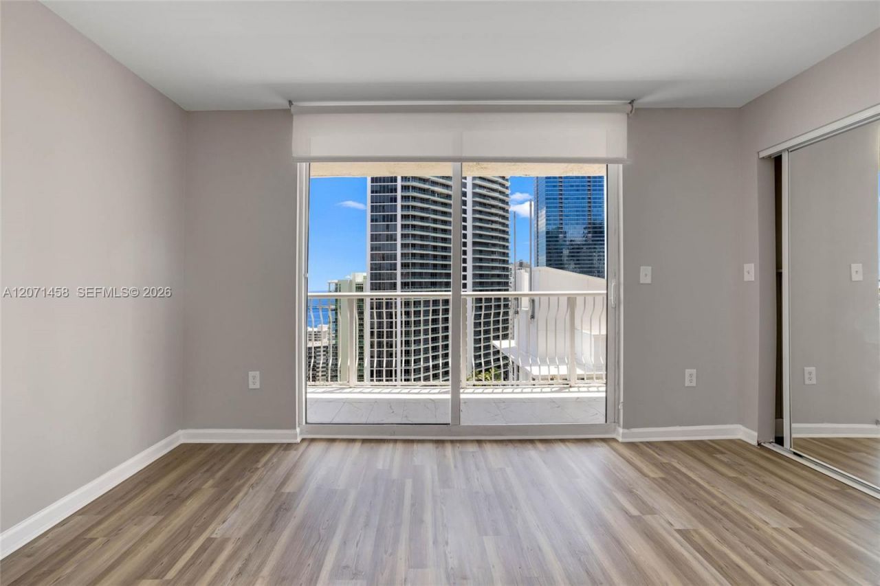 1200 Brickell Bay Dr, Unit 3001, Miami, FL 33131 Photo