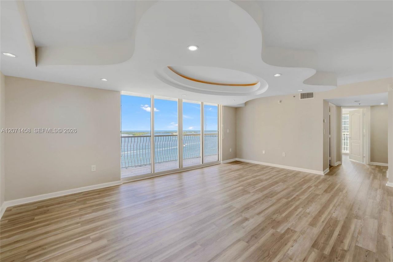 1200 Brickell Bay Dr, Unit 3001, Miami, FL 33131 Photo
