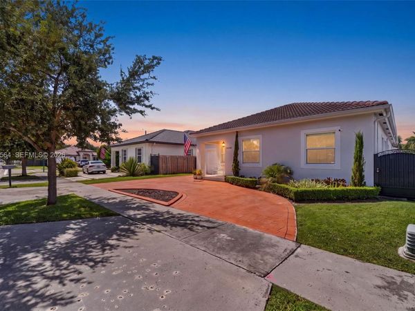 14940 NW 89th Ave , Miami Lakes, FL 33018