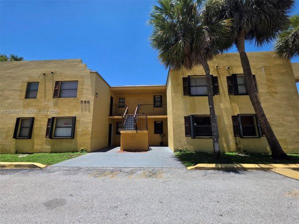 536 NW 114th Ave , Unit 102, Sweetwater, FL 33172