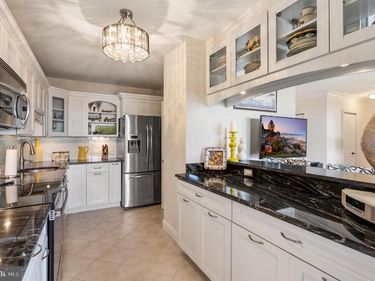 5500 HOLMES RUN PARKWAY , Unit 1110, ALEXANDRIA, VA 22304