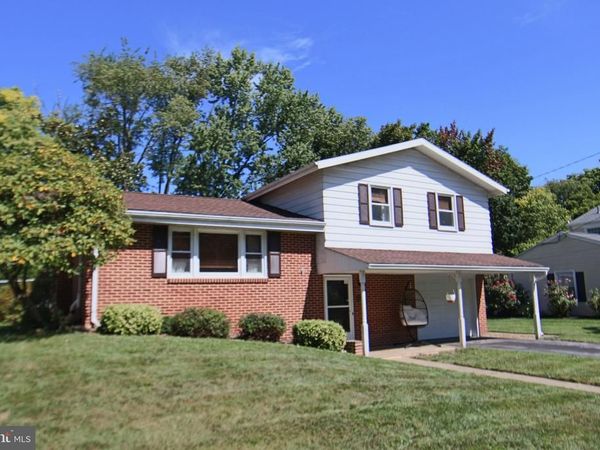 245 GLENN ROAD, CAMP HILL, PA 17011