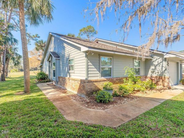 156 Bob White Court, Daytona Beach, FL 32119