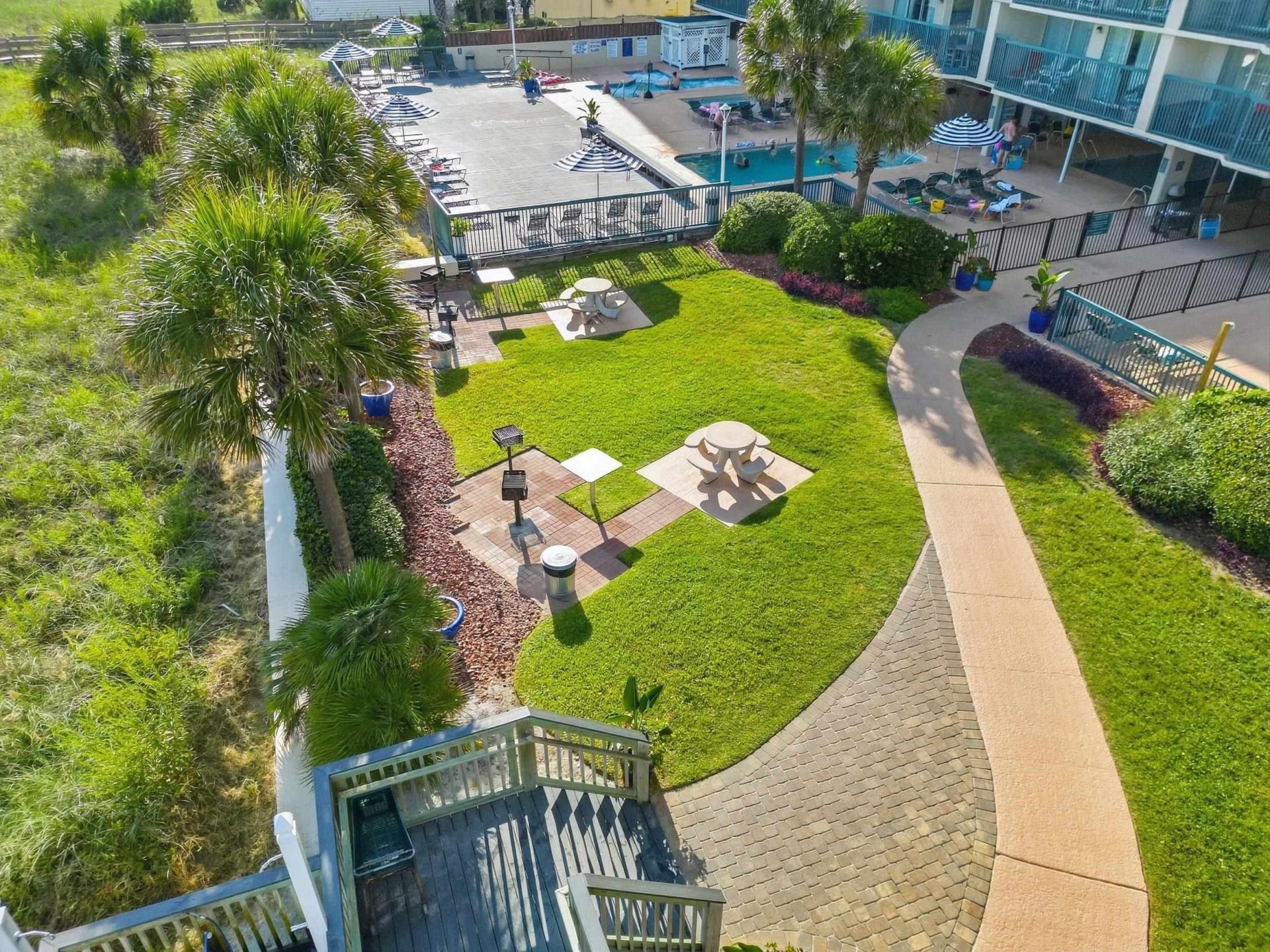 102 N Ocean Blvd.  Photo 37