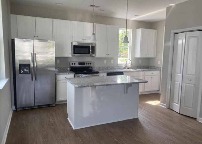 3517 Fountain Ln.  Photo 5