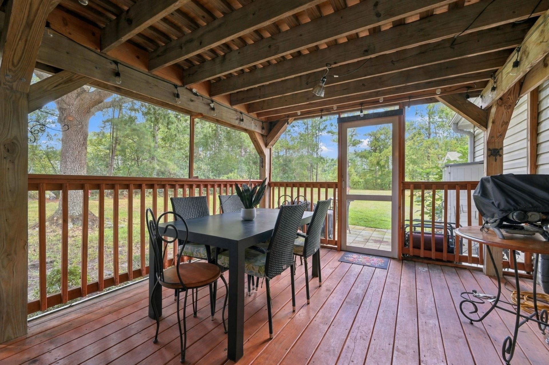 104 Lakeside Crossing Dr.  Photo 22