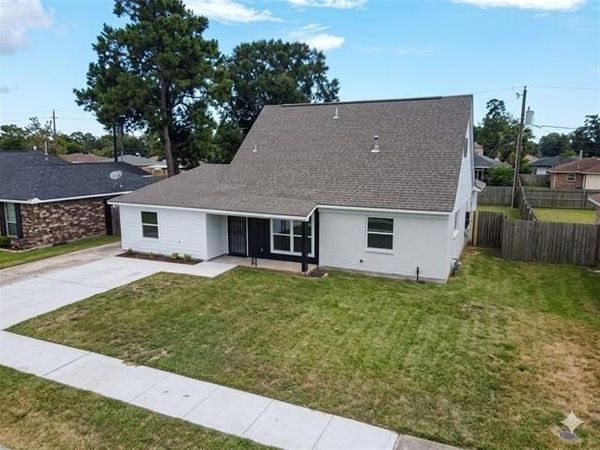 3436 RIVER OAKS Drive , New Orleans, LA 70131