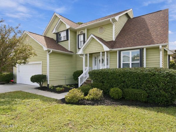 721 Sloop Pointe Lane, Kure Beach, NC 28449