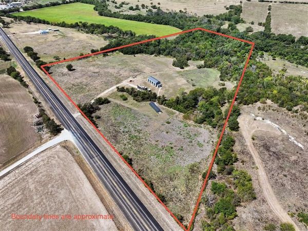 6927 State Highway 22 , Bynum, TX 76631