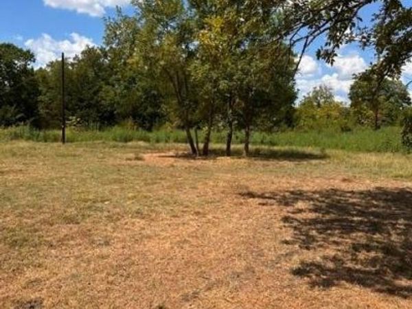 24750 County Road , Brookston, TX 75421