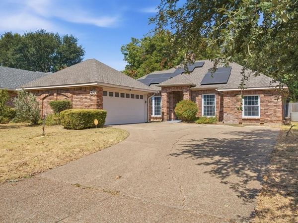 1708 Willow Vale Drive, Fort Worth, TX 76134