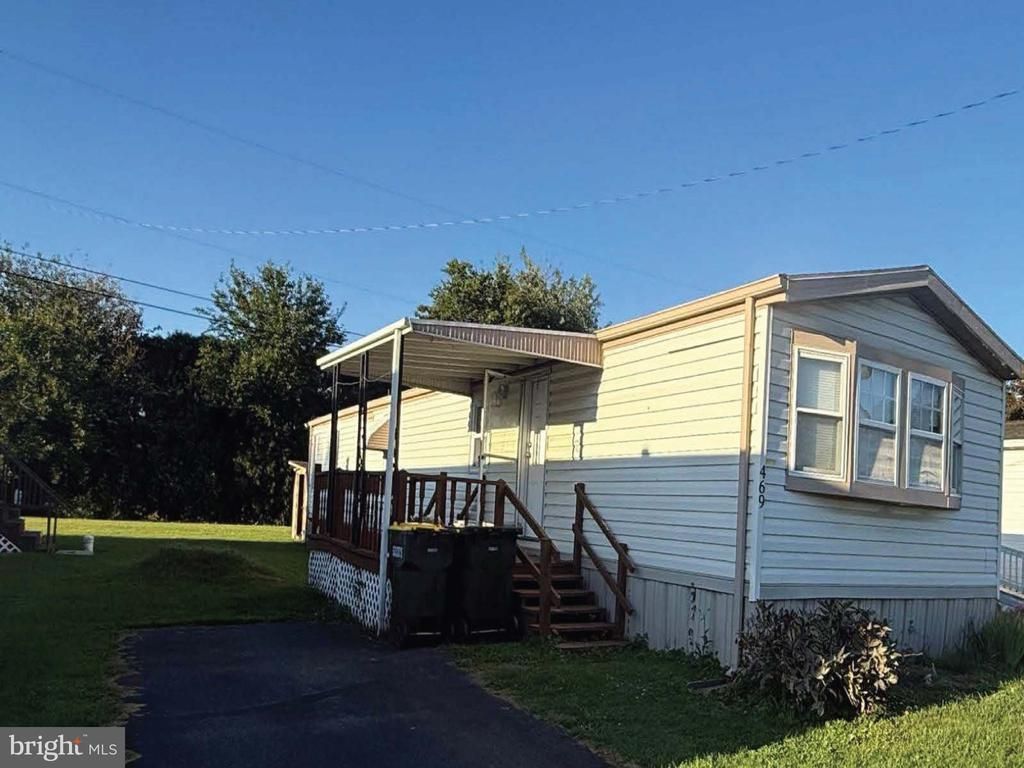 469 BRENDON DRIVE , LEOLA, PA 17540