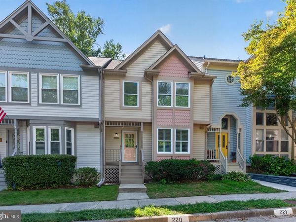 9696 POINDEXTER COURT , BURKE, VA 22015