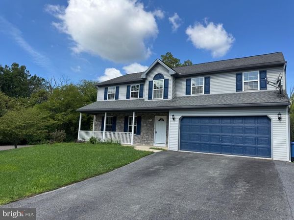 1199 ASHBOURNE DRIVE, READING, PA 19605