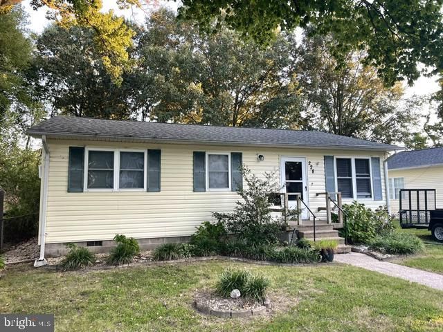 228 Franklin Avenue , Colonial Beach, VA 22443 Main Photo