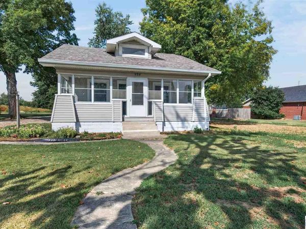 924 S Section Street, Sullivan, IN 47882