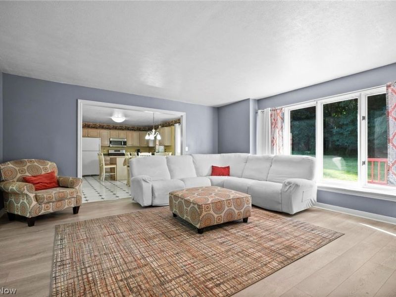 506 Letchworth Drive, Akron, OH 44303 Photo 8