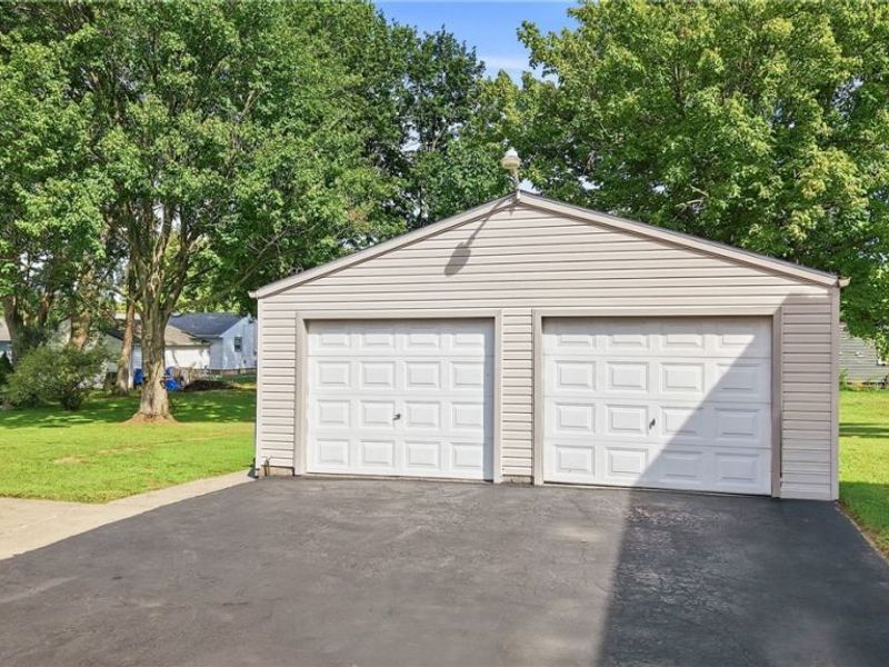 547 Gladys Street, Hubbard, OH 44425 Photo 13