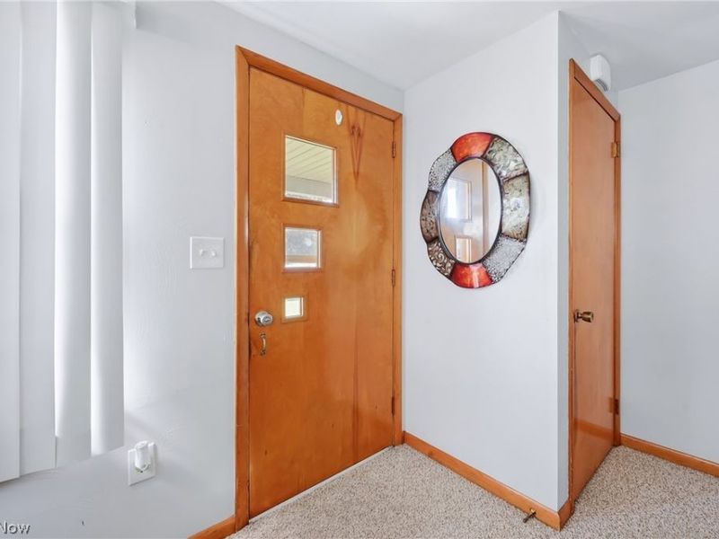 547 Gladys Street, Hubbard, OH 44425 Photo 16