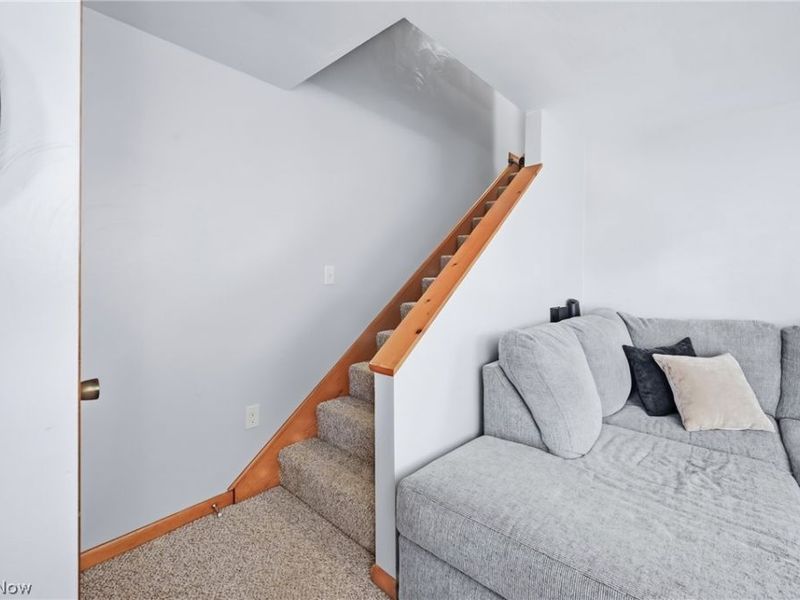 547 Gladys Street, Hubbard, OH 44425 Photo 24