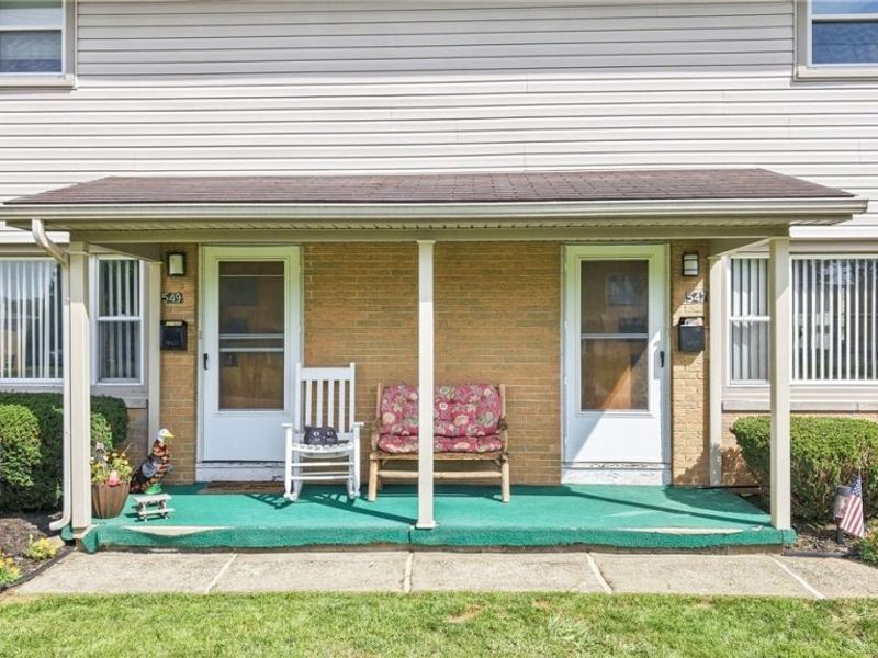 547 Gladys Street, Hubbard, OH 44425 Photo 4