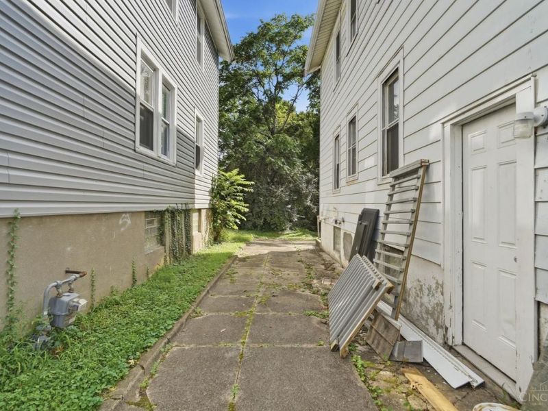 1767 Fairmount Avenue, Cincinnati, OH 45214 Photo 48