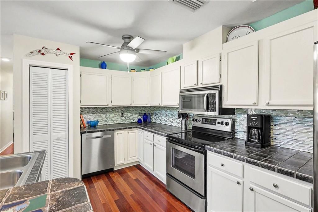 21697/699 Indian Bayou Dr , Fort Myers Beach, FL 33931 Photo
