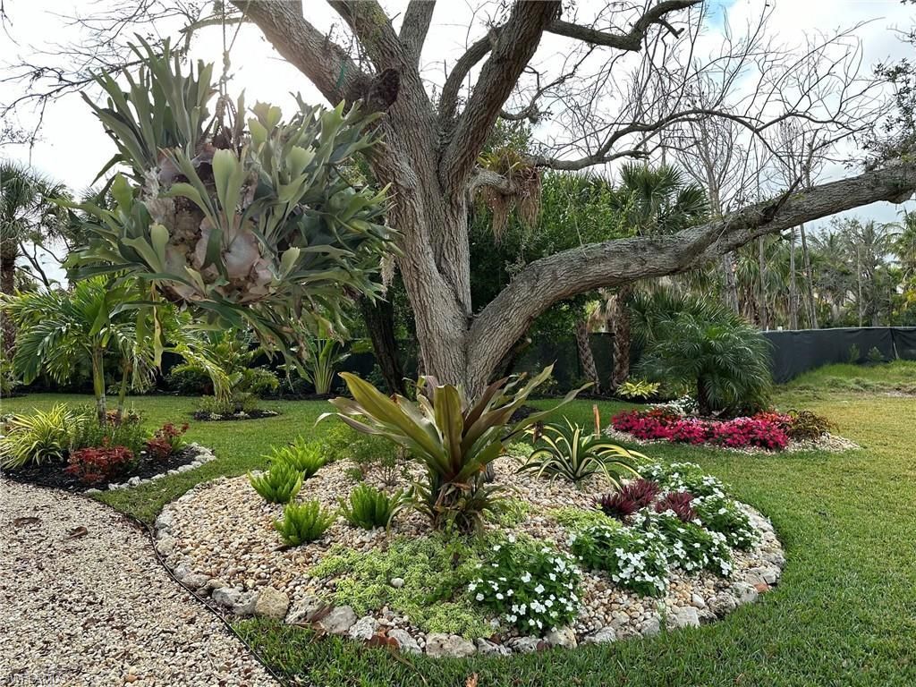 21697/699 Indian Bayou Dr , Fort Myers Beach, FL 33931 Photo